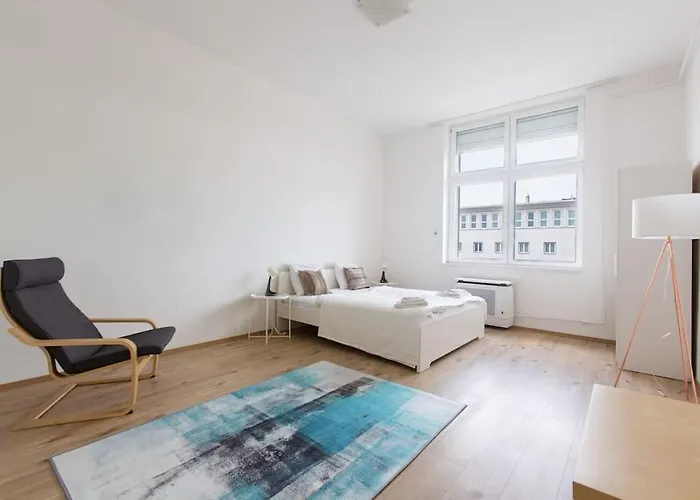 Vaci Apartment Close To Thermal Baths